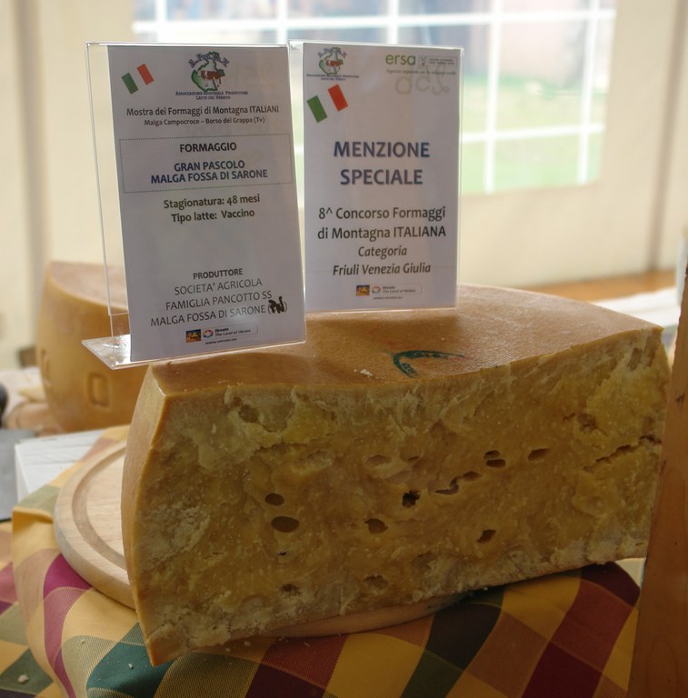 Menzione speciale al Formaggio della malga Fossa di Sarone di 4 anni